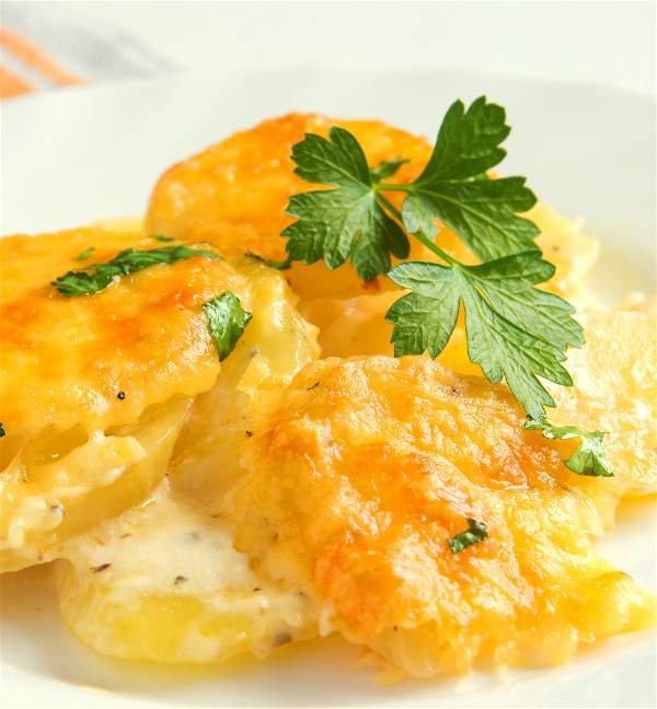 Chef's Ware: Potatoes Au Gratin